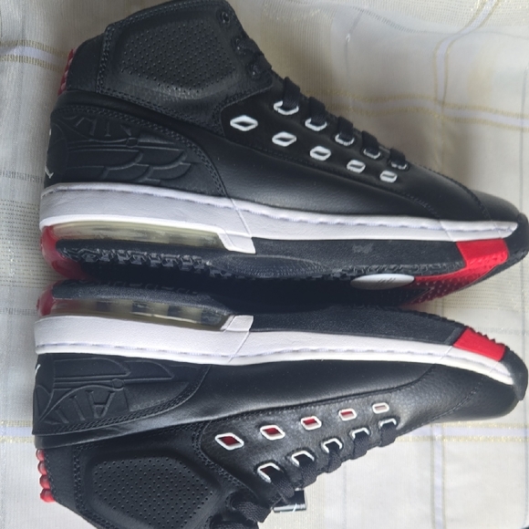 Jordan Ol' School Black & Red High Tops - Picture 8 of 15